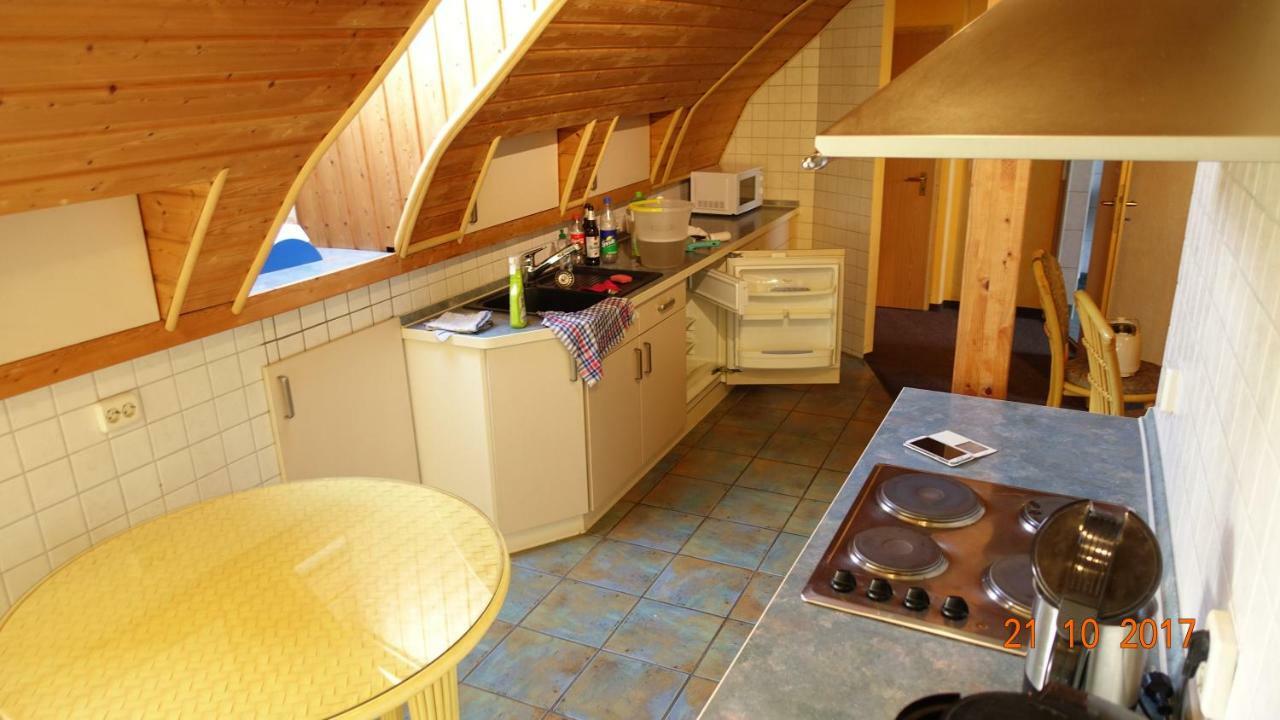 Ferienwohnung Mit Wasserbett Fw3 Saalfeld Saale ภายนอก รูปภาพ