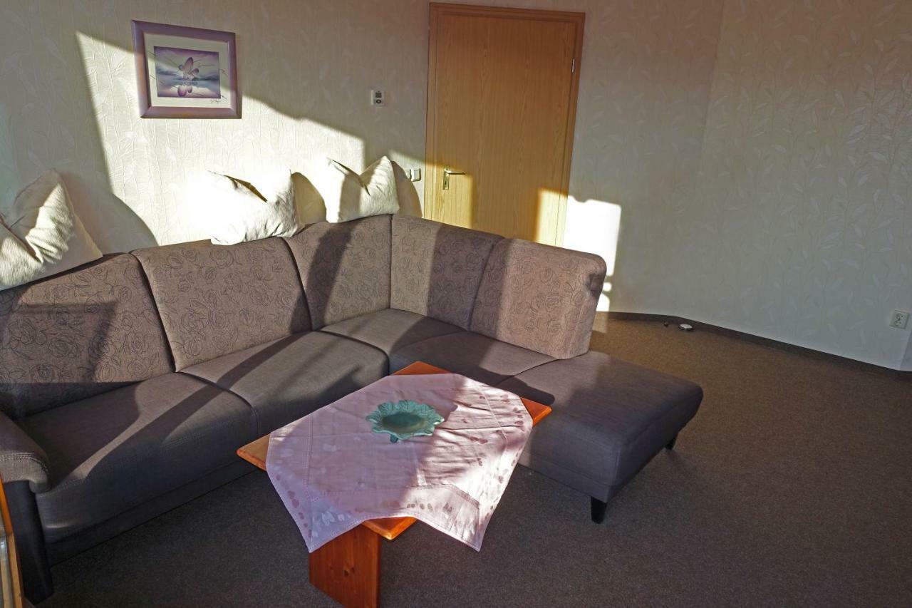 Ferienwohnung Mit Wasserbett Fw3 Saalfeld Saale ภายนอก รูปภาพ
