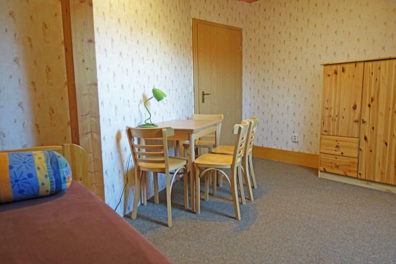 Ferienwohnung Mit Wasserbett Fw3 Saalfeld Saale ภายนอก รูปภาพ